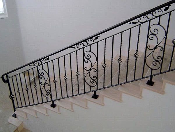 Özel tasarım merdiven korkuluğu modeli MKR-008